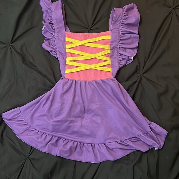 Girls Disney Rapunzel inspired short and tank top set Tangled size 4T cross back - Picture 2 of 6